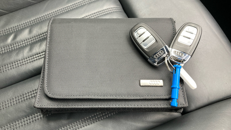 Audi A6 2.0 TDI Ultra Black Edition 5dr S Tronic Diesel Estate